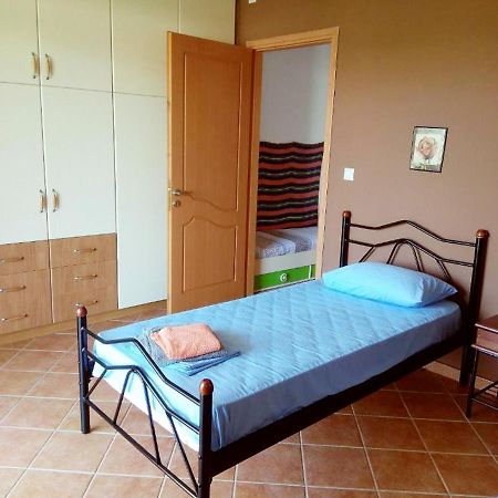 Appartement Nikolaos House à Perdika  Extérieur photo