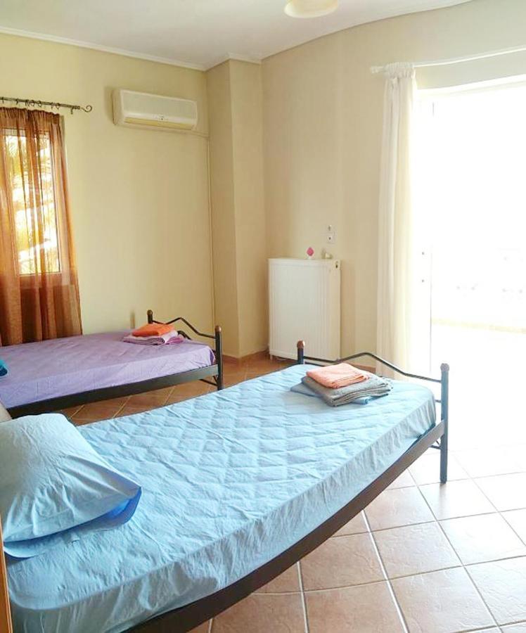 Appartement Nikolaos House à Perdika  Extérieur photo